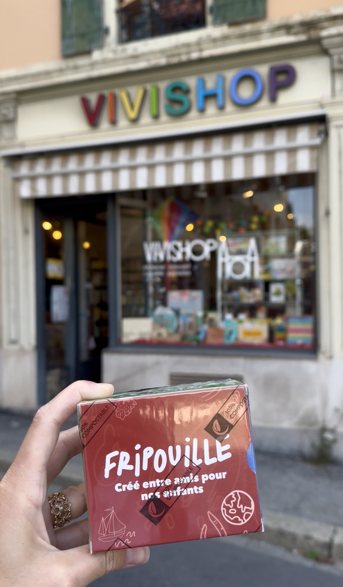 Fripouille in Vivishop Jeu éducatif sur l'écologie. Fripouille disponible dans les magasins de Lausanne