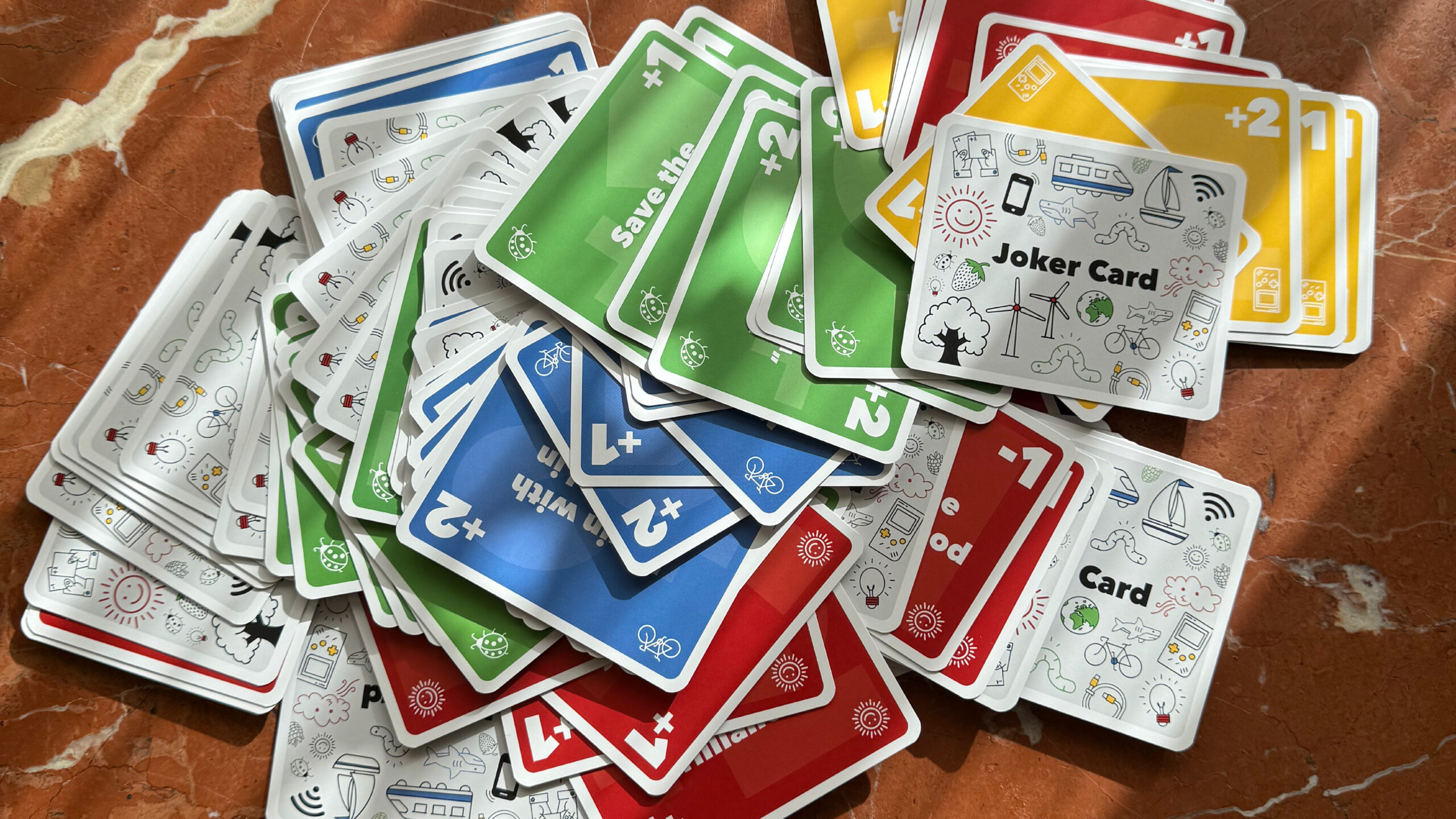 Fripouille, more than a card game, a sustainability engagement tool