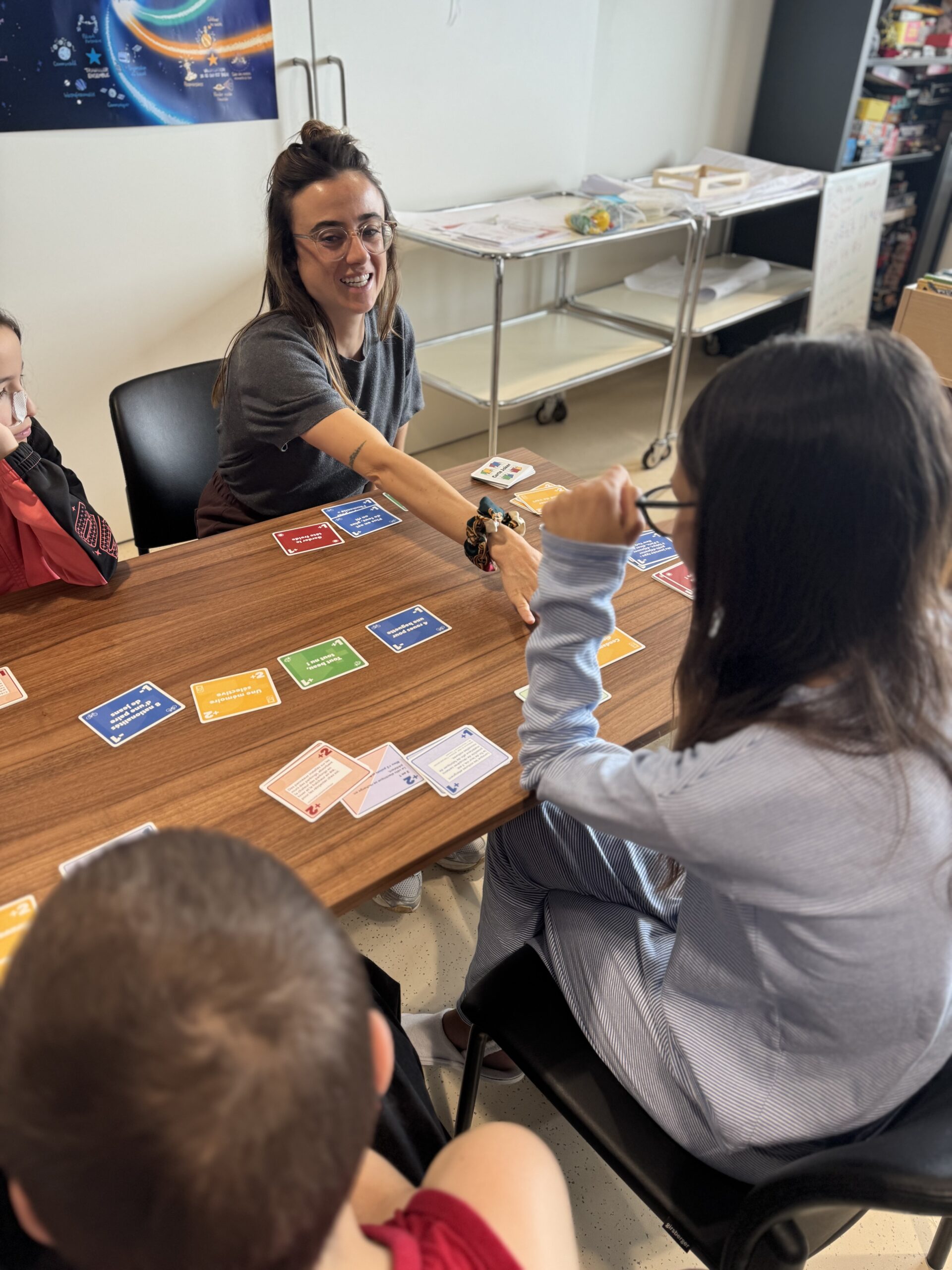 We create games to communicate. Games raising awareness about sustainability. Workshops raising awareness about sustainability. We also develop your personalised game on the topic of your choice